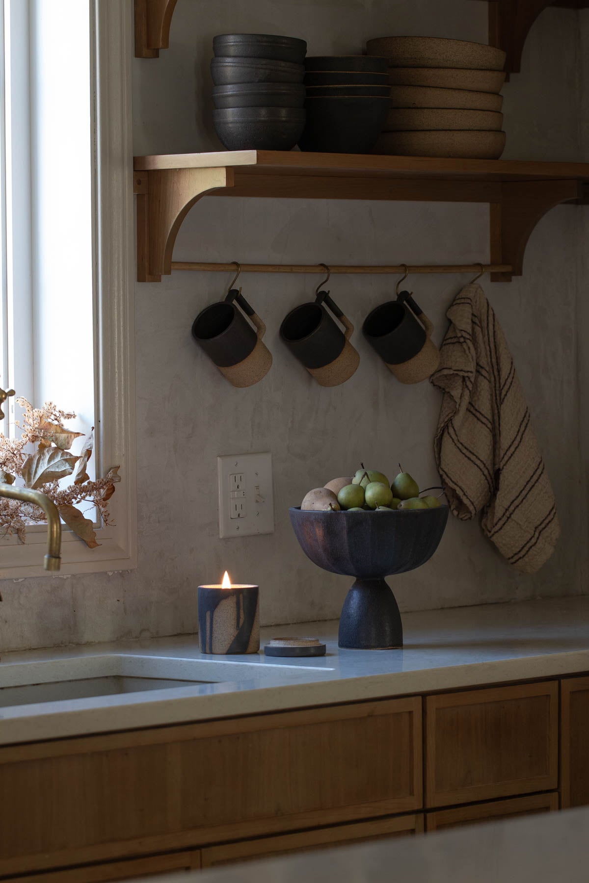 Charcoal Drip Candle Jar- Fireside